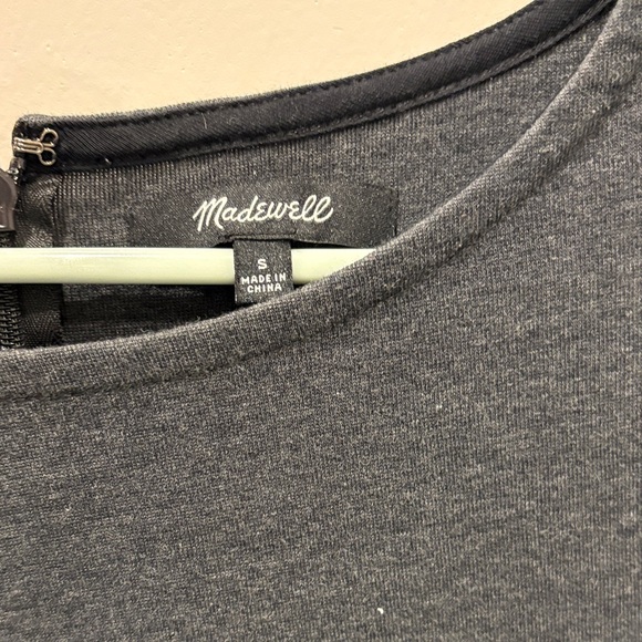 Madewell Charcoal Gray Top - Picture 2 of 7